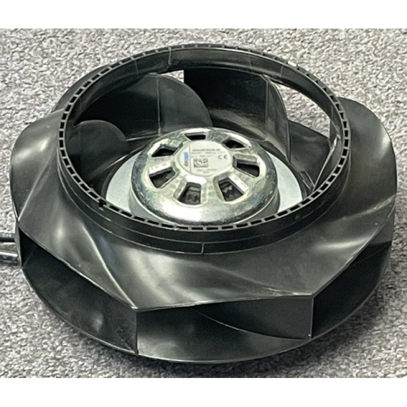 Gereviseerde ventilator voor Zehnder ComfoAir Q350 WTW unit. R3G190-RC05-29.