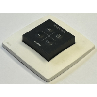 Goede gebruikte Duco RF/BAT zwart afstandsbediening. S0004600