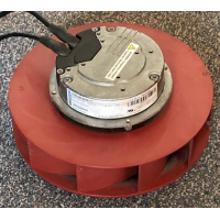 Gereviseerde ruilmotor voor Zehnder ComfoAir 550 WTW unit. R3G220