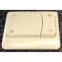 Goede gebruikte Niko afstandbediening voor ventilatiebox. 05-304