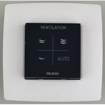Nieuwe DUCO bedieningsschakelaar RF/230VAC. 00004176 Nieuwe DUCO bedieningsschakelaar RF/230VAC. 00004176