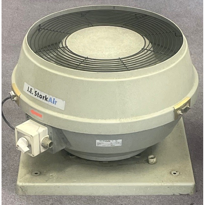 Goede gebruikte Stork VDA250/4EC dakventilator met werkschakelaar. (2790m3)