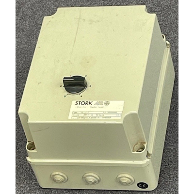 Goede gebruikte Stork TKD14S 400v toerenregelaar (6 standen. 1,4A) Goede gebruikte Stork TKD14S 400v toerenregelaar (6 standen. 1,4A)