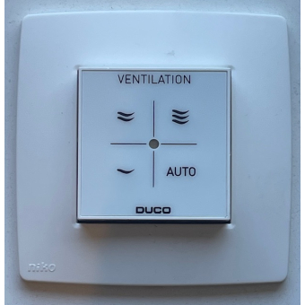 Nieuwe DUCO bedieningsschakelaar RF/BAT. 00004600