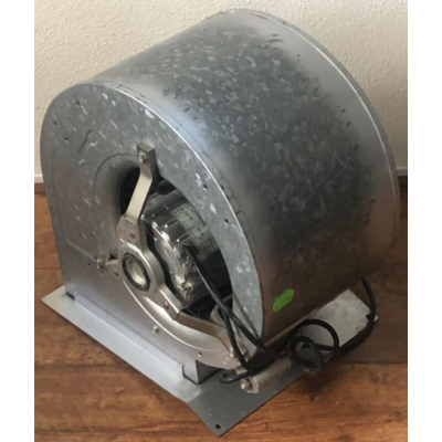 Goede gebruikte Lemmens DDL 250-160 1/2 BB 4PO slakkenhuisventilator. Goede gebruikte Lemmens DDL 250-160 1/2 BB 4PO slakkenhuisventilator.