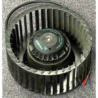 Gereviseerde ruilmotor voor Dometic DTU12 Marine Aircon system. Gereviseerde ruilmotor voor Dometic DTU12 Marine Aircon system.