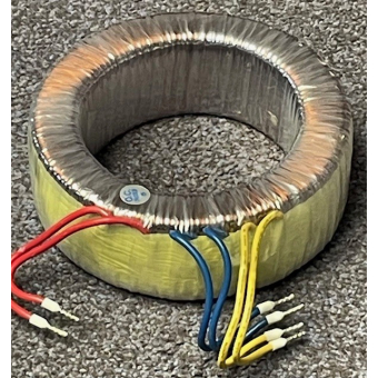 Goede gebruikte ringkerntrafo 230V -> 40,5V en 21,5V