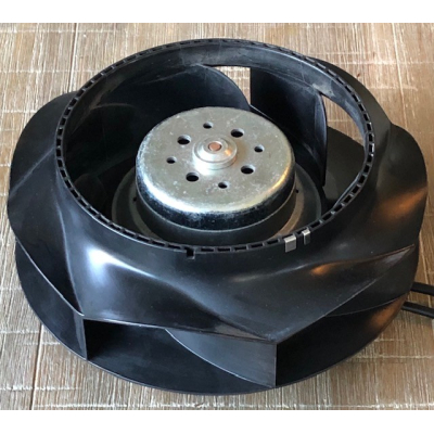 Gereviseerde ventilator Brink Renovent Excellent 400. R3G190-RG23-11 Gereviseerde ventilator Brink Renovent Excellent 400. R3G190-RG23-11
