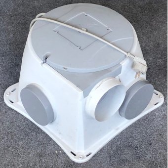 Gereviseerde Stork CMF ventilatiebox met normale stekker. (325m3)